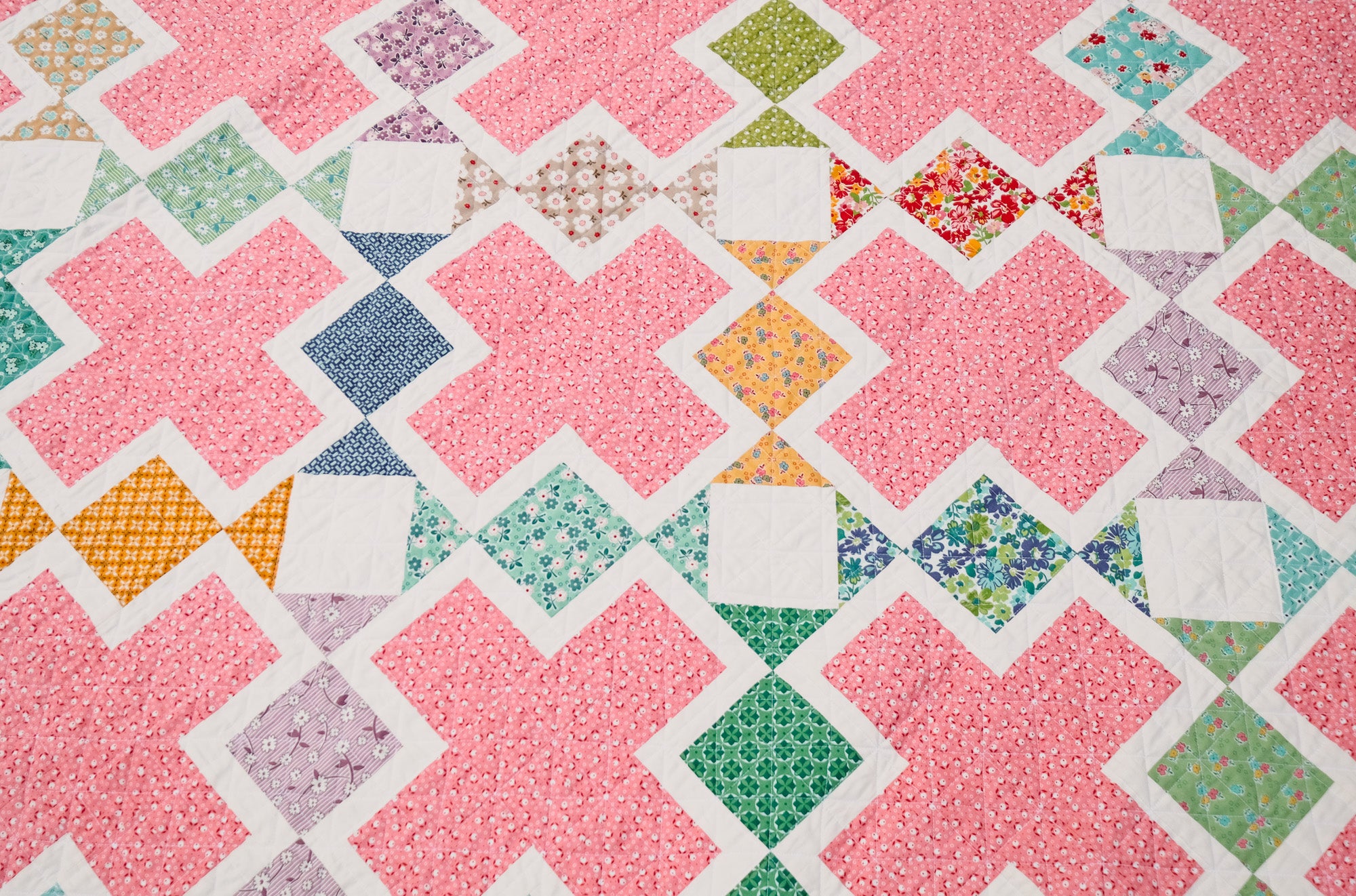 Shoreline Waters Quilt Set- Full/Queen main image 0