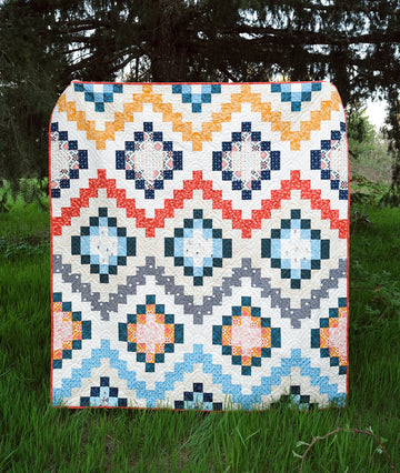 The Stella Quilt in Winterglow