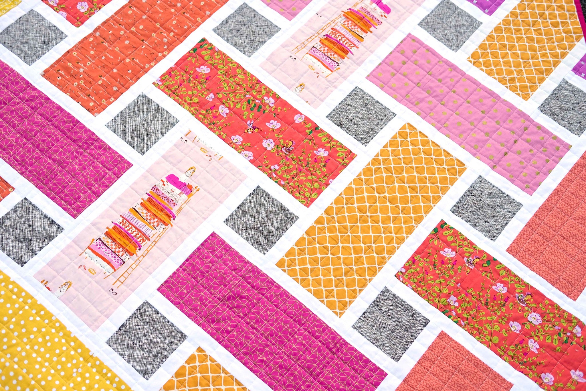 The Tessa Quilt PDF Pattern – Kitchen Table Quilting