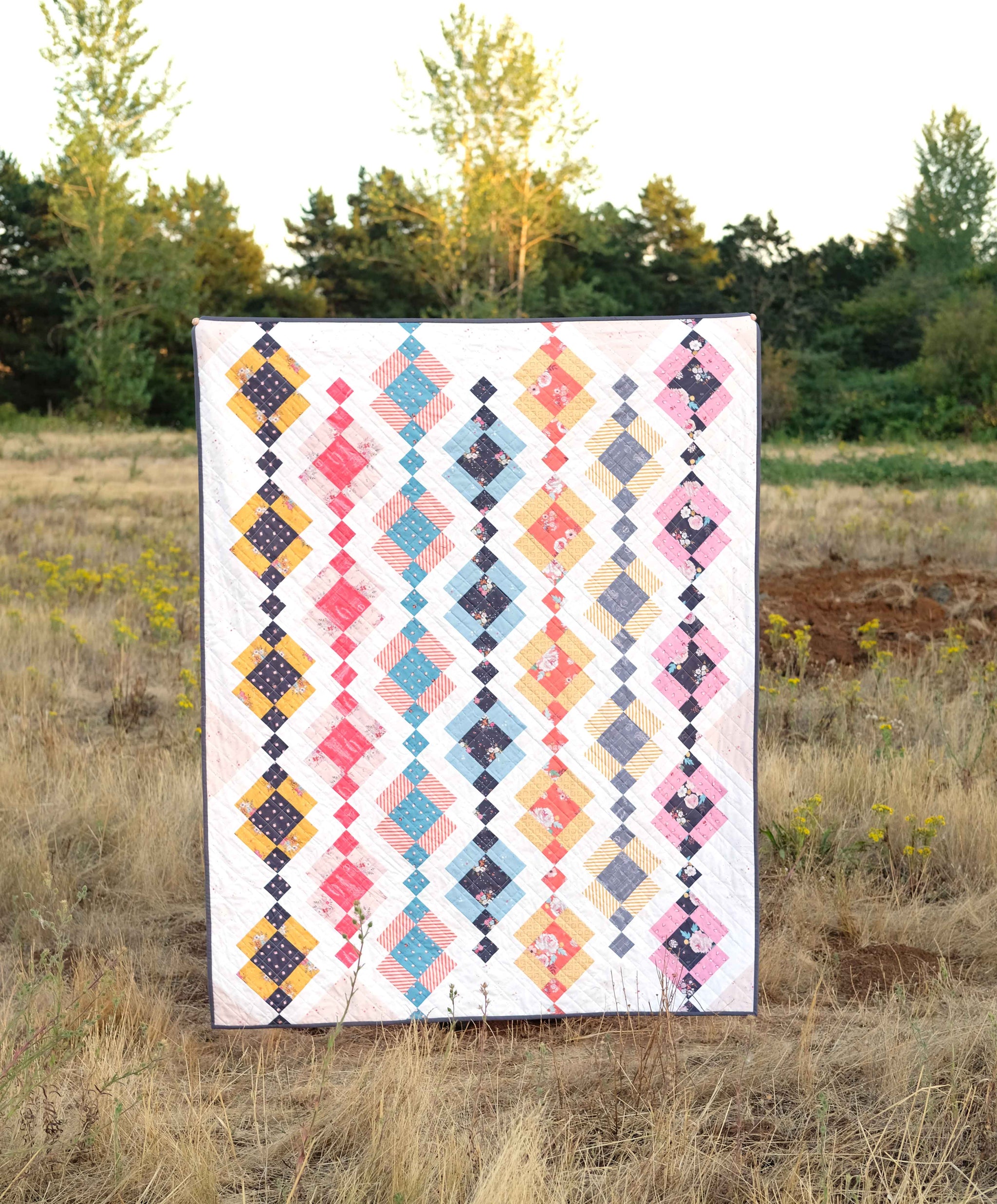 The Kelly Quilt PDF Pattern – Kitchen Table Quilting